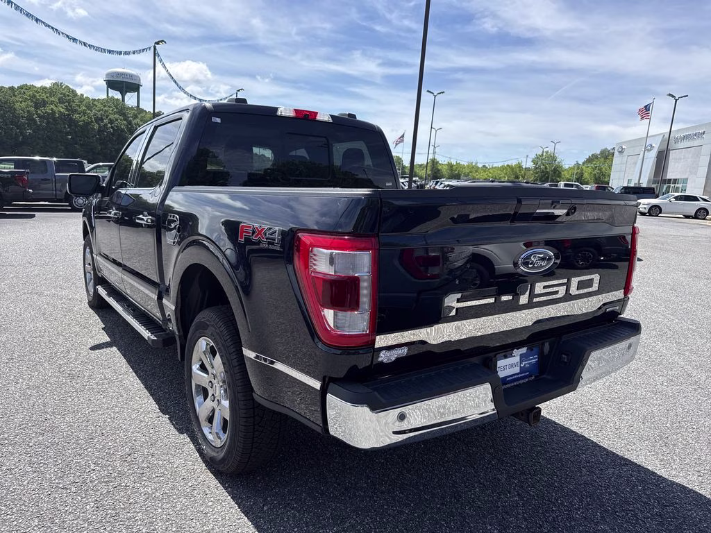 2023 Antimatter Blue Metallic Ford F-150 Lariat 4X4 Truck