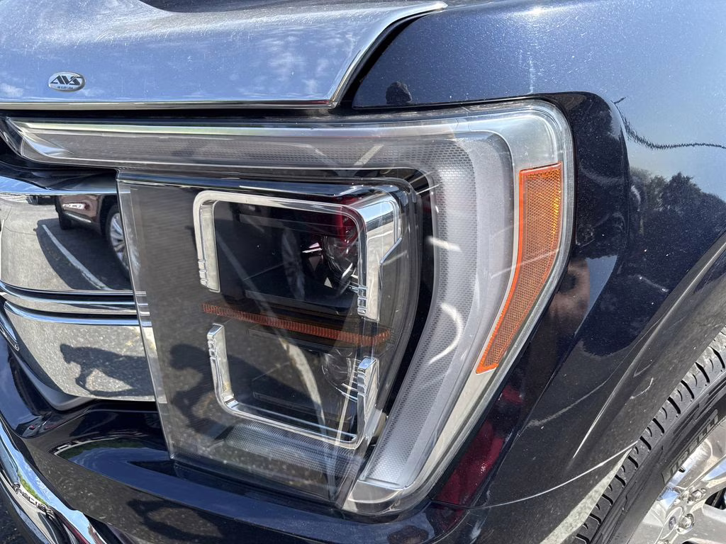 2023 Antimatter Blue Metallic Ford F-150 Lariat 4X4 Truck