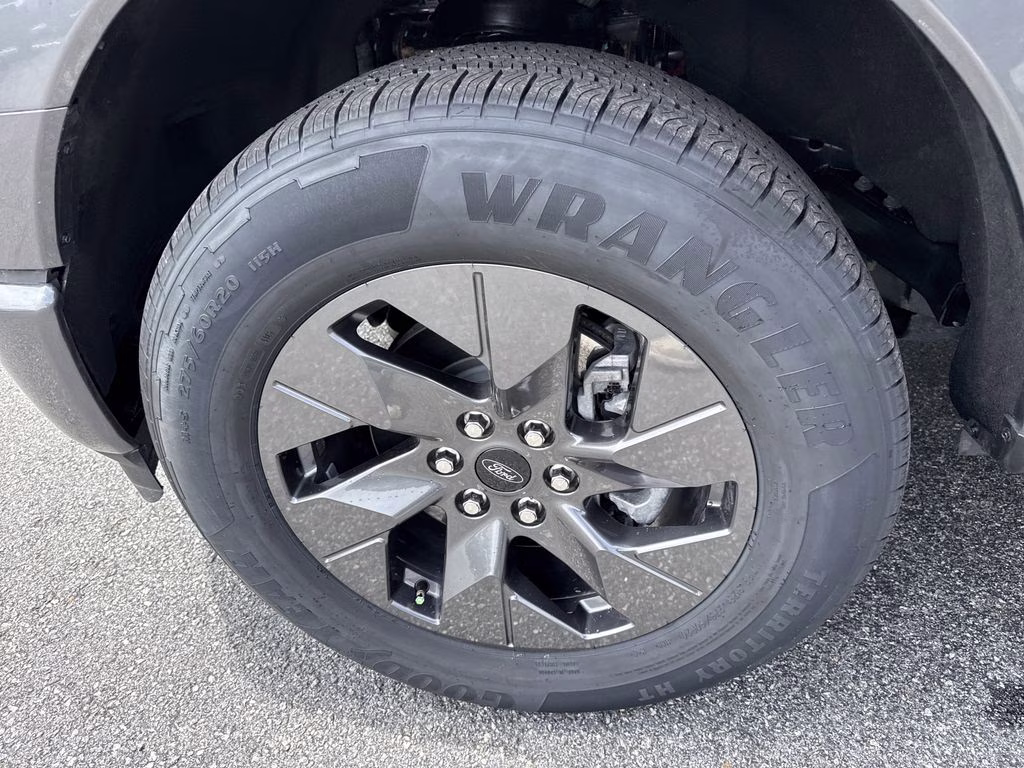 2025 Carbonized Gray Metallic Ford F-150 Lightning Lariat AWD Truck