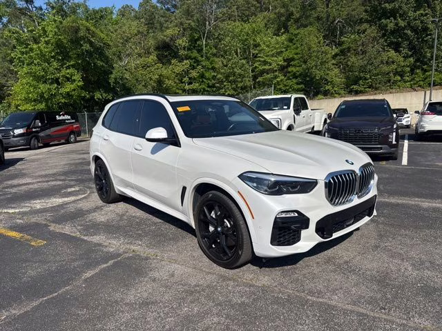 2019 Mineral White Metallic BMW X5 xDrive50i AWD SUV