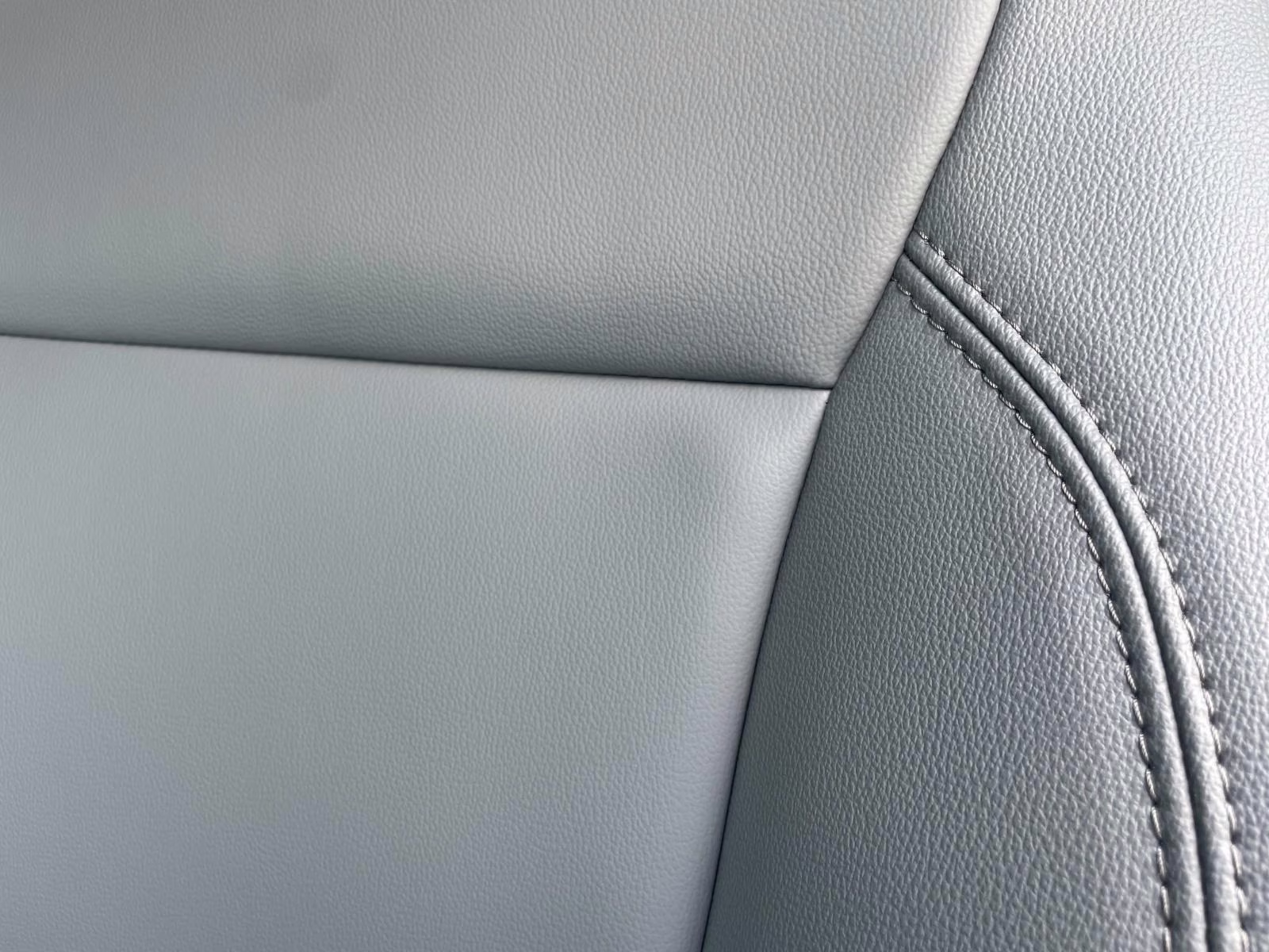 2025 Gray Metallic Ford F-150 Lightning Flash AWD Truck