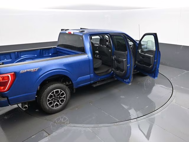 2022 Blue Metallic Ford F-150 XLT 4X4 Truck