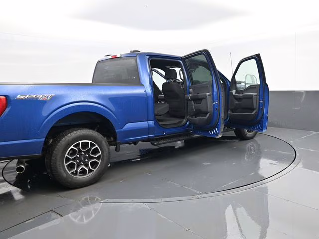 2022 Blue Metallic Ford F-150 XLT 4X4 Truck