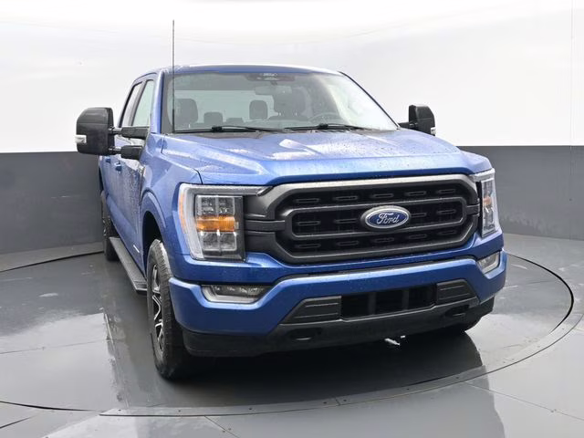 2022 Blue Metallic Ford F-150 XLT 4X4 Truck