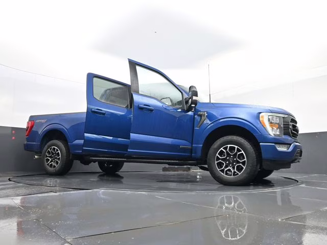 2022 Blue Metallic Ford F-150 XLT 4X4 Truck