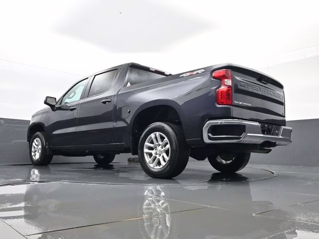 2024 Dark Ash Metallic Chevrolet Silverado 1500 LT 4X4 Truck