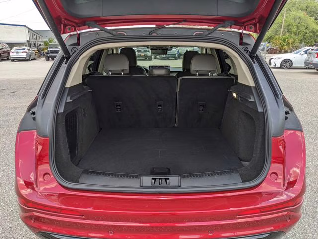2025 Red Lincoln Corsair Premiere AWD SUV