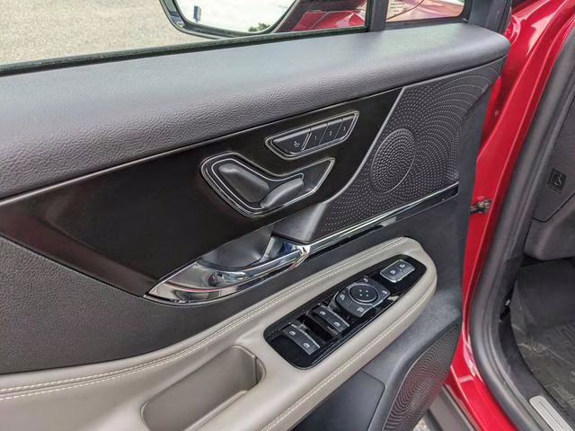 2025 Red Lincoln Corsair Premiere AWD SUV