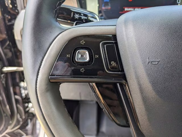 2025 Black Metallic Lincoln Corsair Reserve FWD SUV