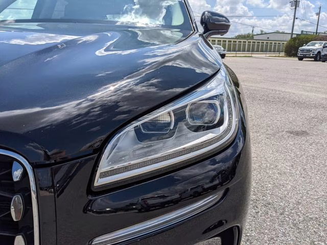2025 Black Metallic Lincoln Corsair Reserve FWD SUV