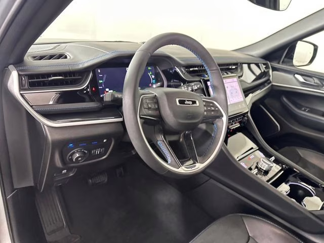 2022 Silver Zynith Jeep Grand Cherokee Trailhawk 4xe 4X4 SUV