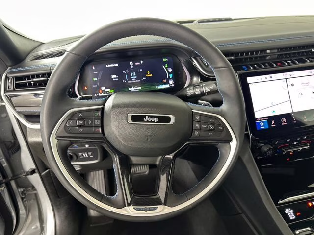 2022 Silver Zynith Jeep Grand Cherokee Trailhawk 4xe 4X4 SUV