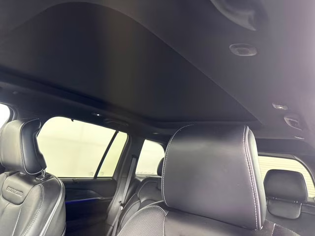 2022 Ember Pearlcoat Jeep Grand Cherokee Overland 4xe 4X4 SUV