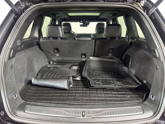 2022 Ember Pearlcoat Jeep Grand Cherokee Overland 4xe 4X4 SUV