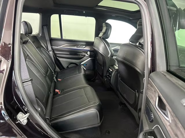 2022 Ember Pearlcoat Jeep Grand Cherokee Overland 4xe 4X4 SUV