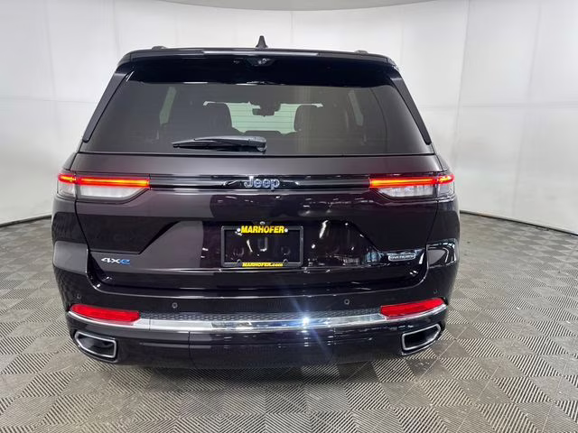 2022 Ember Pearlcoat Jeep Grand Cherokee Overland 4xe 4X4 SUV