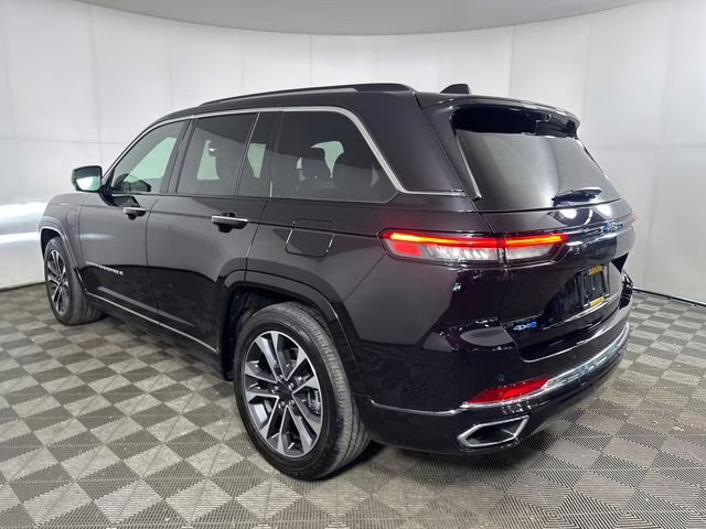2022 Ember Pearlcoat Jeep Grand Cherokee Overland 4xe 4X4 SUV