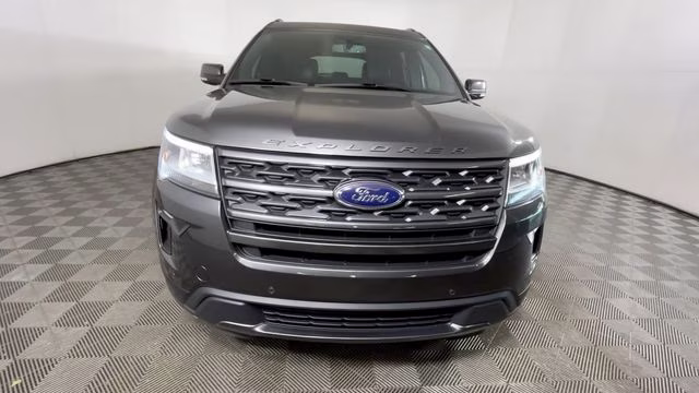 2018 Magnetic Ford Explorer XLT 4X4 SUV