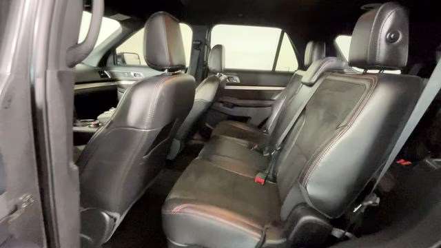 2018 Magnetic Ford Explorer XLT 4X4 SUV
