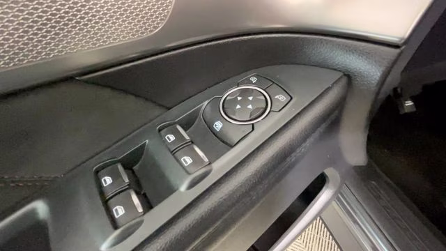 2018 Magnetic Ford Explorer XLT 4X4 SUV