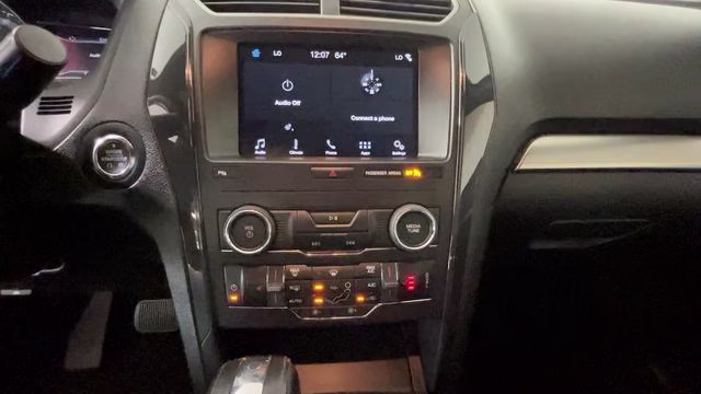2018 Magnetic Ford Explorer XLT 4X4 SUV