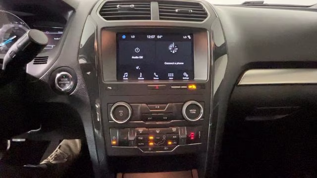 2018 Magnetic Ford Explorer XLT 4X4 SUV