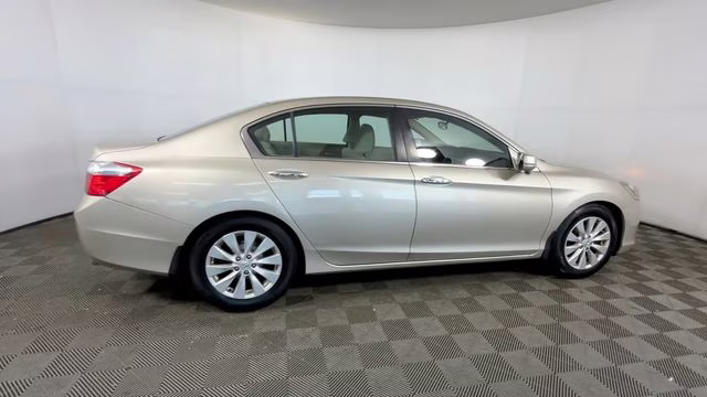 2015 Champagne Frost Pearl Honda Accord EX FWD Sedan