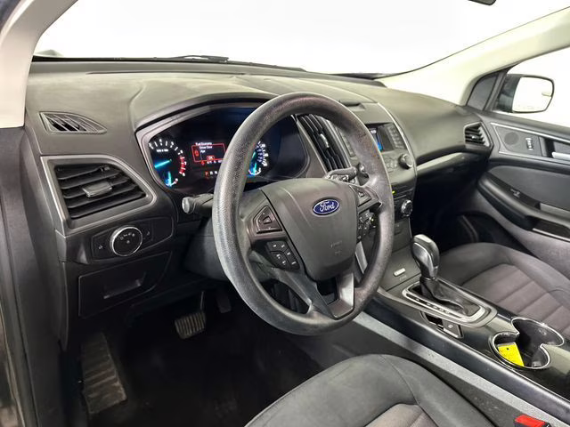 2017 Black Pearl Ford Edge SE AWD SUV