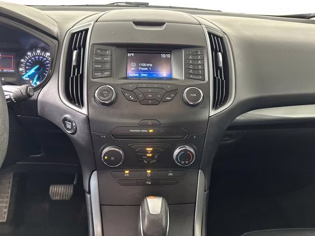 2017 Black Pearl Ford Edge SE AWD SUV