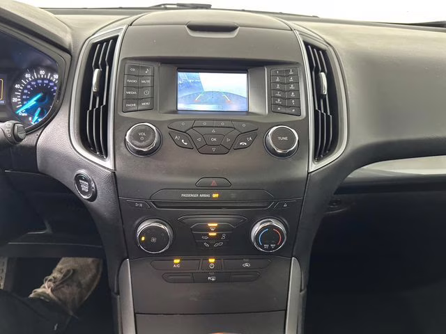 2017 Black Pearl Ford Edge SE AWD SUV