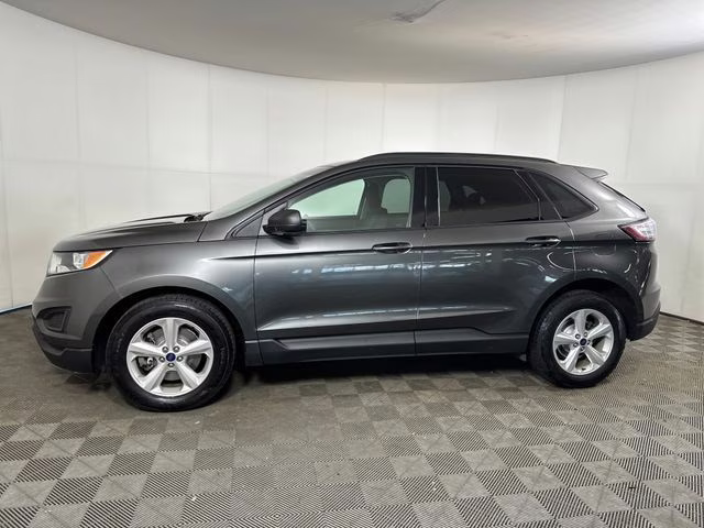 2017 Black Pearl Ford Edge SE AWD SUV