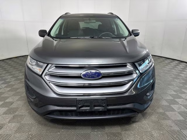 2017 Black Pearl Ford Edge SE AWD SUV