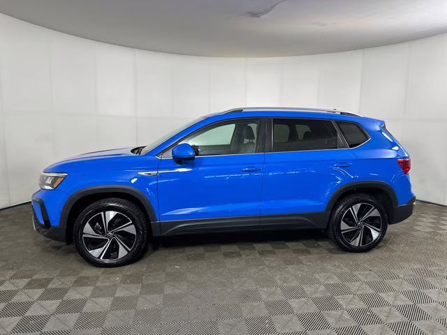 2024 Cornflower Blue Volkswagen Taos 1.5T SE AWD SUV