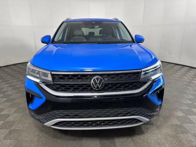 2024 Cornflower Blue Volkswagen Taos 1.5T SE AWD SUV