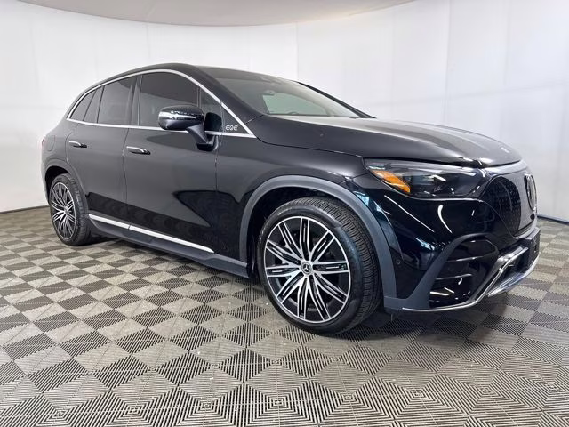 2023 Black Mercedes-Benz EQE 350 SUV SUV