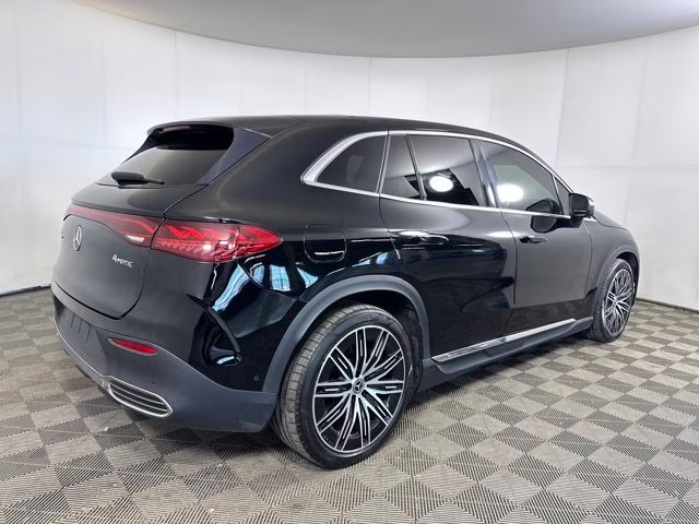 2023 Black Mercedes-Benz EQE 350 SUV SUV