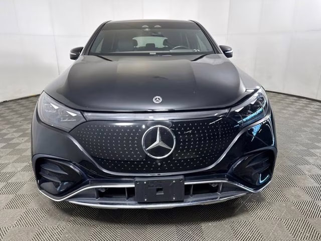2023 Black Mercedes-Benz EQE 350 SUV SUV