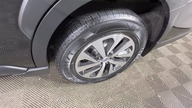 2023 Crystal Black Silica Subaru Outback Premium AWD SUV