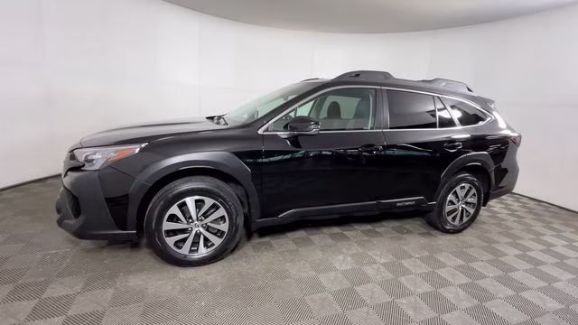 2023 Crystal Black Silica Subaru Outback Premium AWD SUV