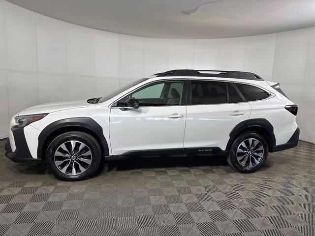2023 Crystal White Pearl Subaru Outback Limited AWD SUV