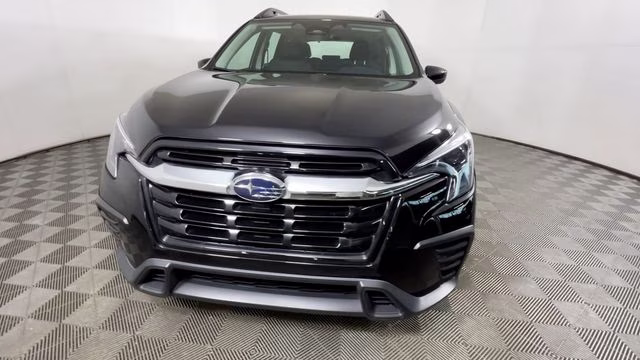 2023 Crystal Black Silica Subaru Ascent Base AWD SUV