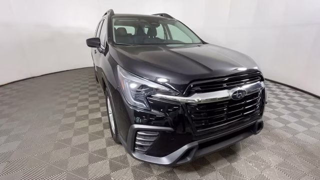 2023 Crystal Black Silica Subaru Ascent Base AWD SUV