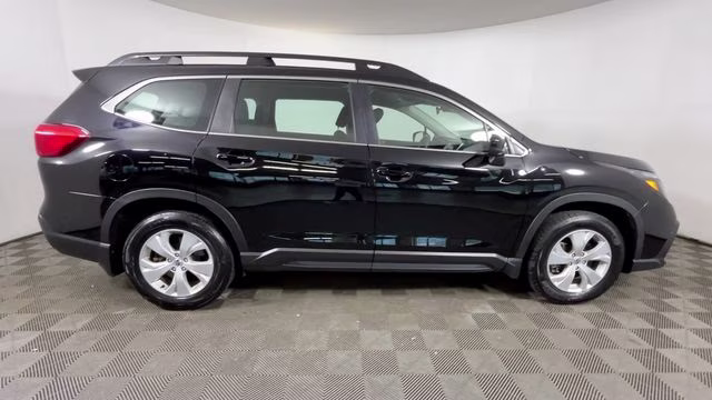 2023 Crystal Black Silica Subaru Ascent Base AWD SUV