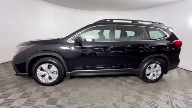 2023 Crystal Black Silica Subaru Ascent Base AWD SUV