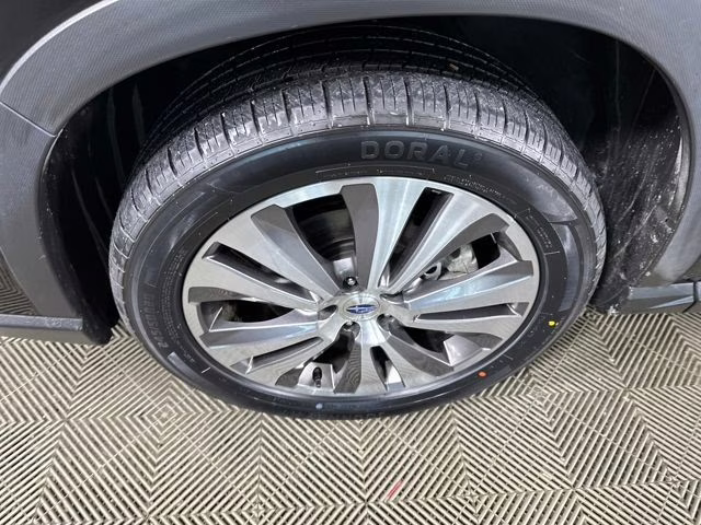 2022 Crystal Black Silica Subaru Ascent Limited AWD SUV
