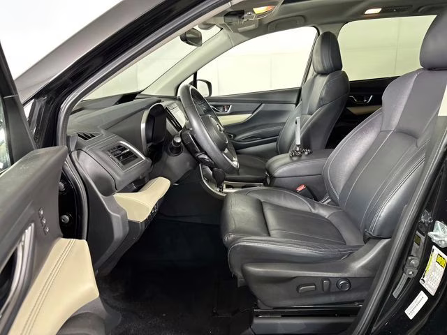 2022 Crystal Black Silica Subaru Ascent Limited AWD SUV