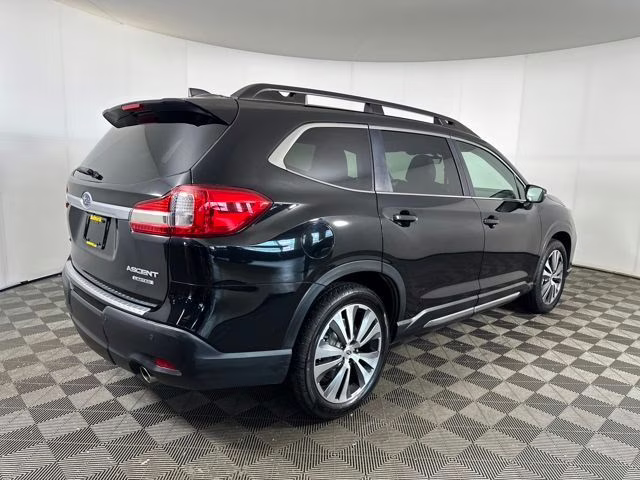 2022 Crystal Black Silica Subaru Ascent Limited AWD SUV