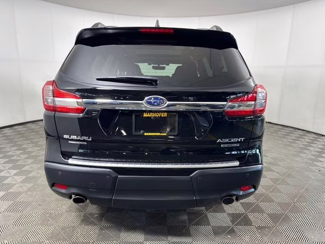 2022 Crystal Black Silica Subaru Ascent Limited AWD SUV
