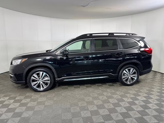 2022 Crystal Black Silica Subaru Ascent Limited AWD SUV