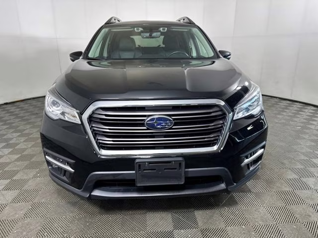 2022 Crystal Black Silica Subaru Ascent Limited AWD SUV